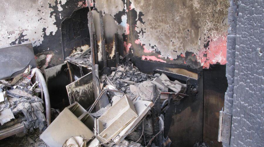 Why choose Aerolyft Beam for water damage restoration in Arcadia